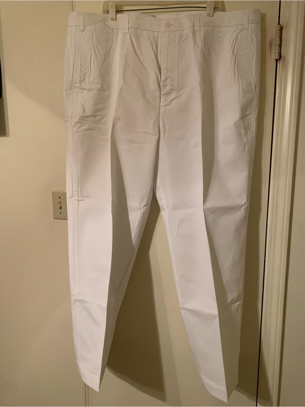 Roundtree & Yorke Men's White Flat Front Dress Pants Slacks - 46x30 - Pristine!